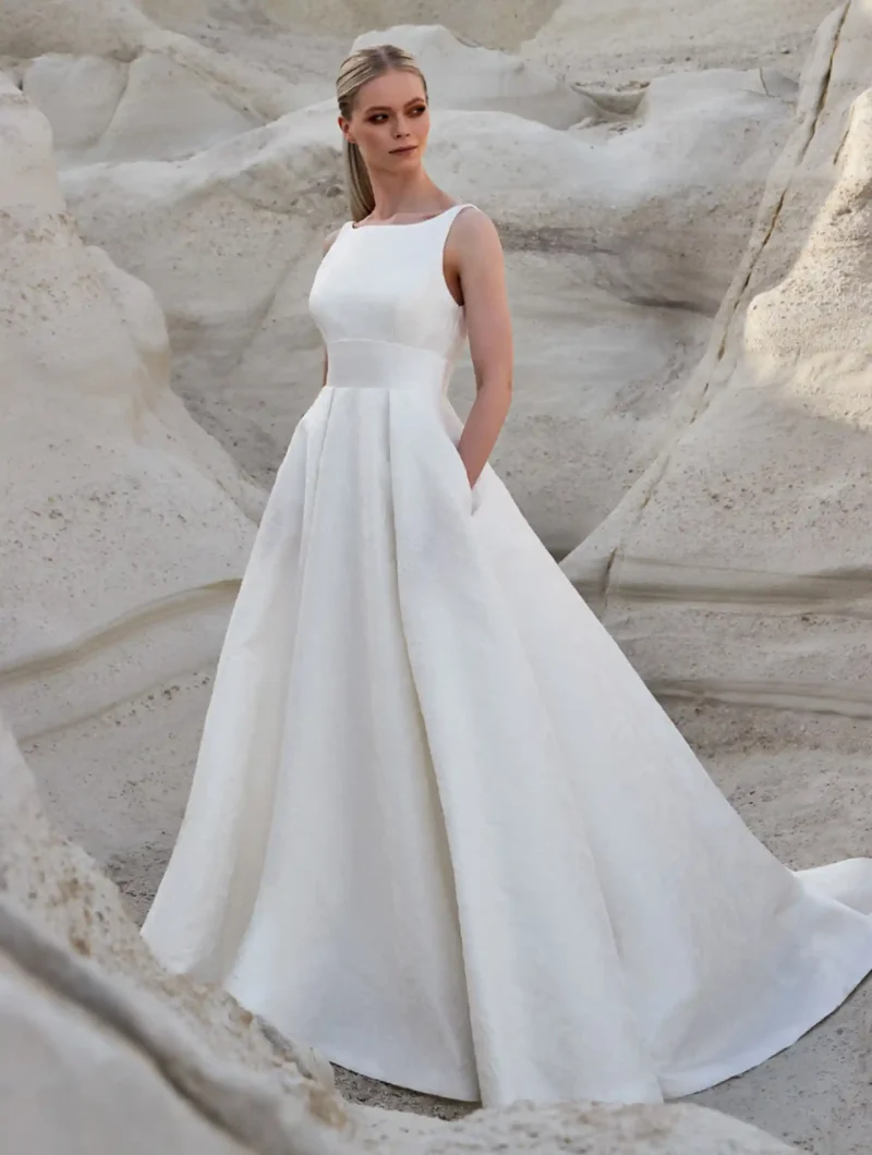 Bryony-by-sassi-holford-bridal-front-view