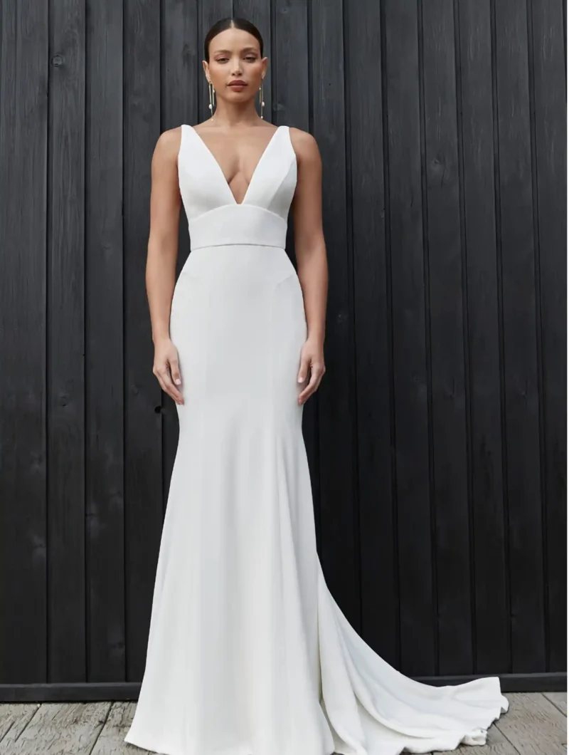 Serena-by-sassi-holford-bridal-front-view