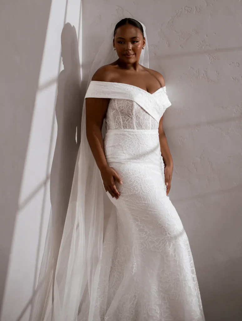 Pia-by-Made-With-Love-Bridal-curvey-front-view