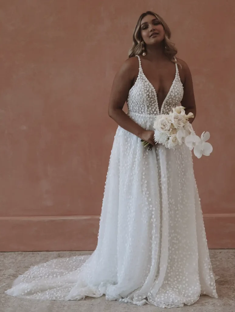 louie-flowy-curvy-bridal-gown-designed-by-made-with-love