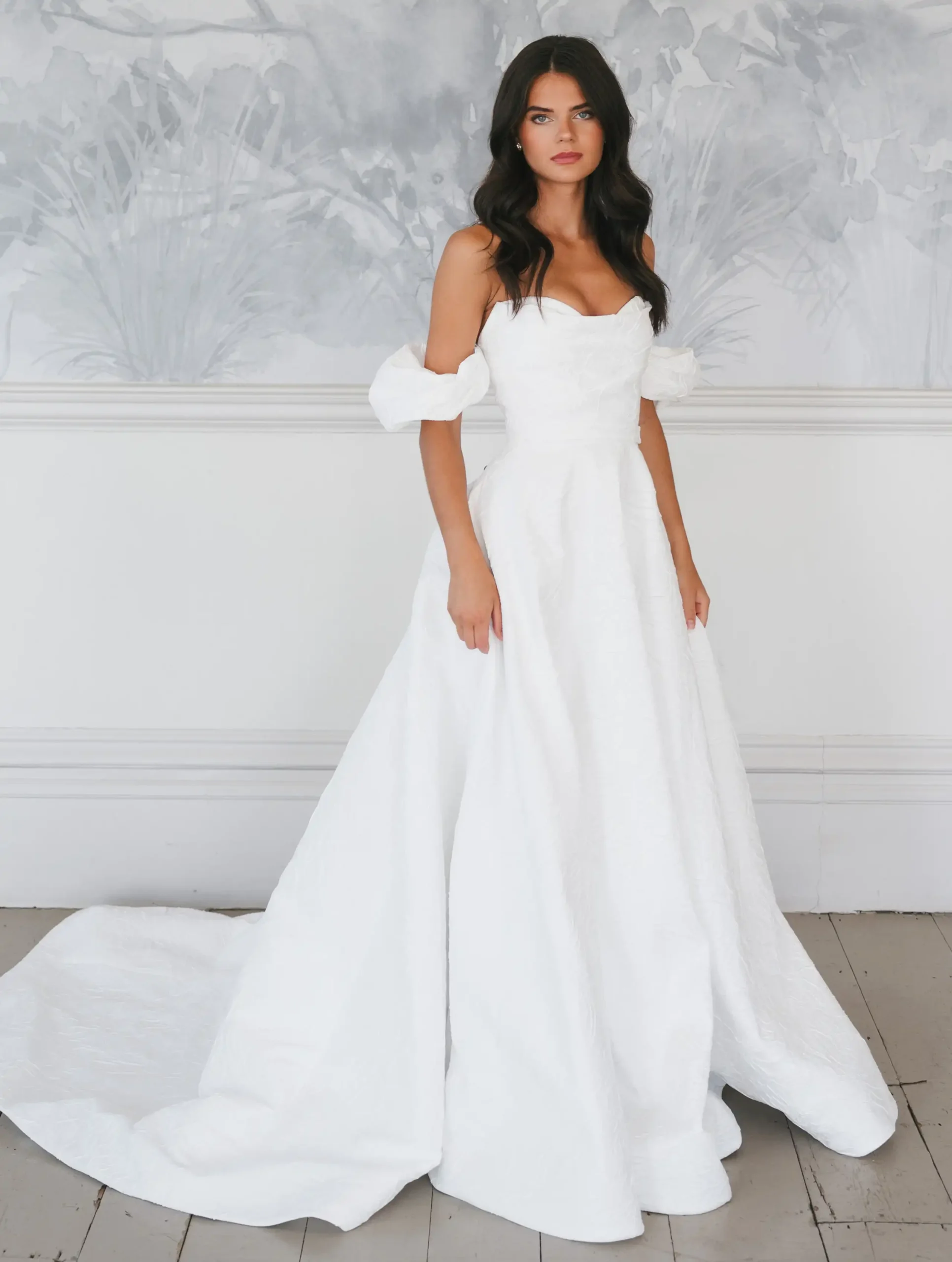 Atlanta-wedding-dress-by-La-Premier-Bridal-full-front-view-LPL30005